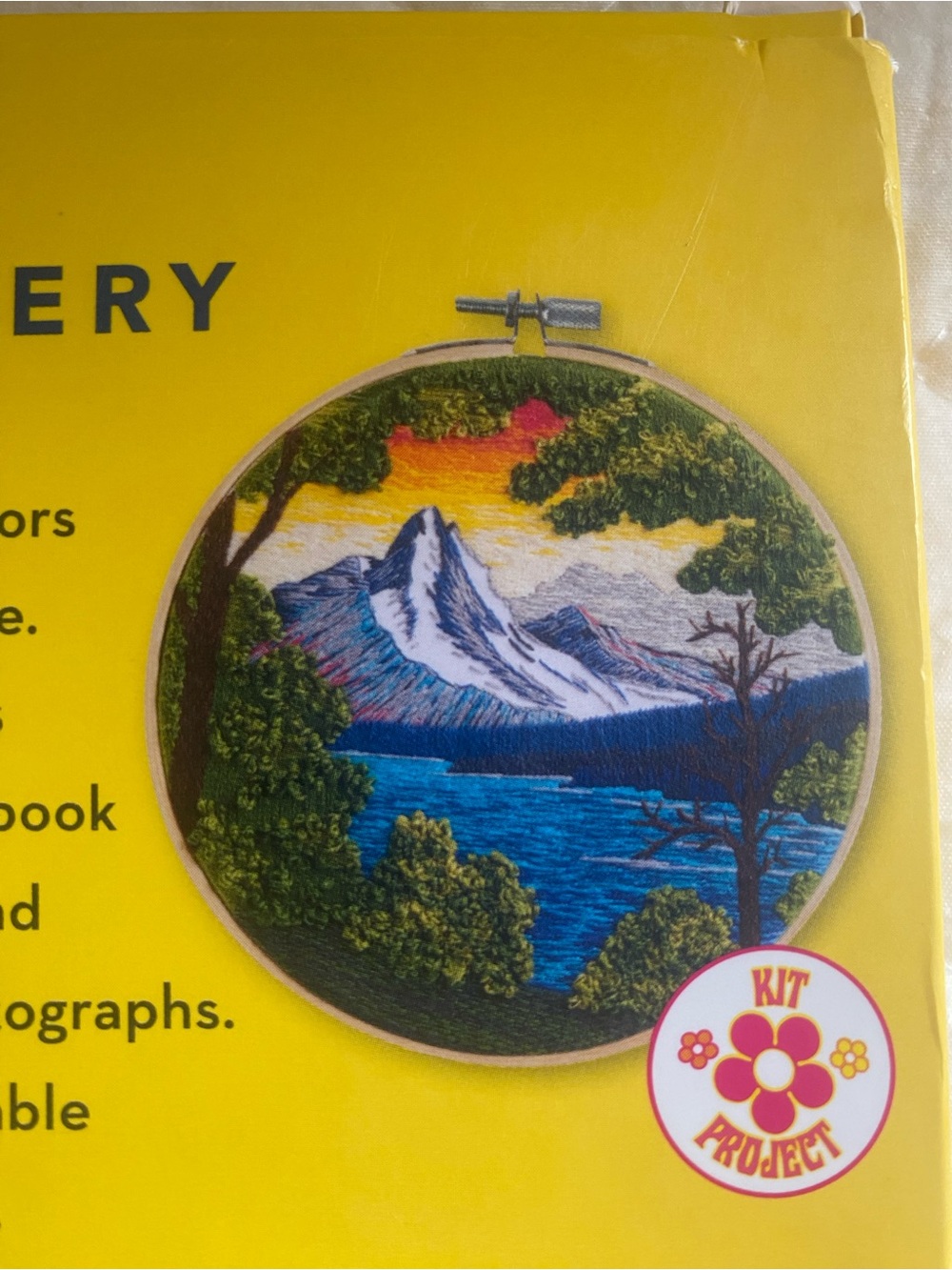 Embroidery Kit - Multicolor - Picture 3 of 10